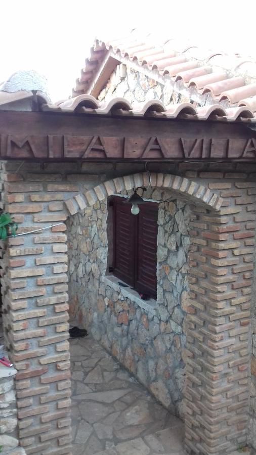 Mila La Villa Kastron  Bagian luar foto